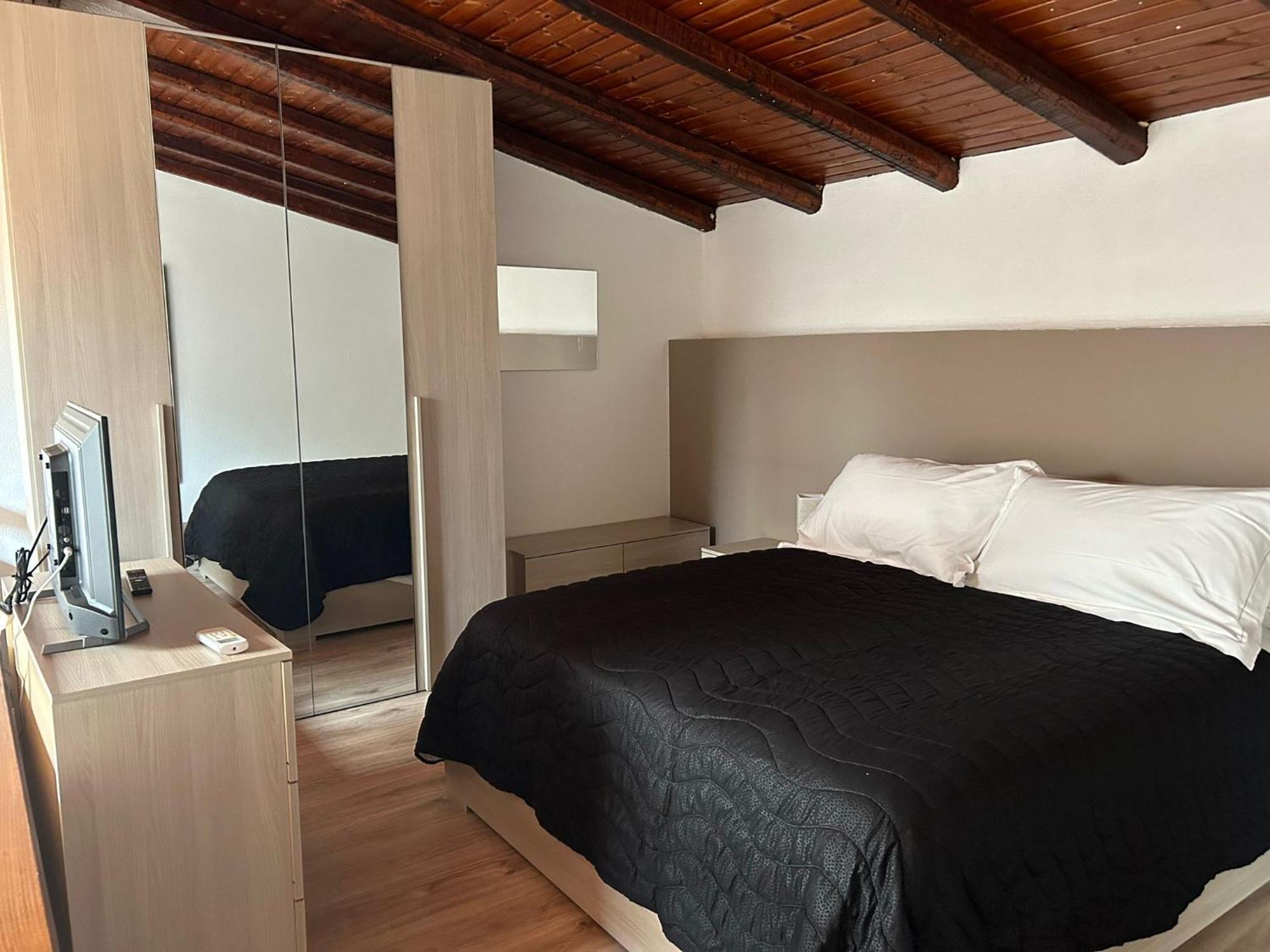 Li Cuti Apartments Catania Exterior photo