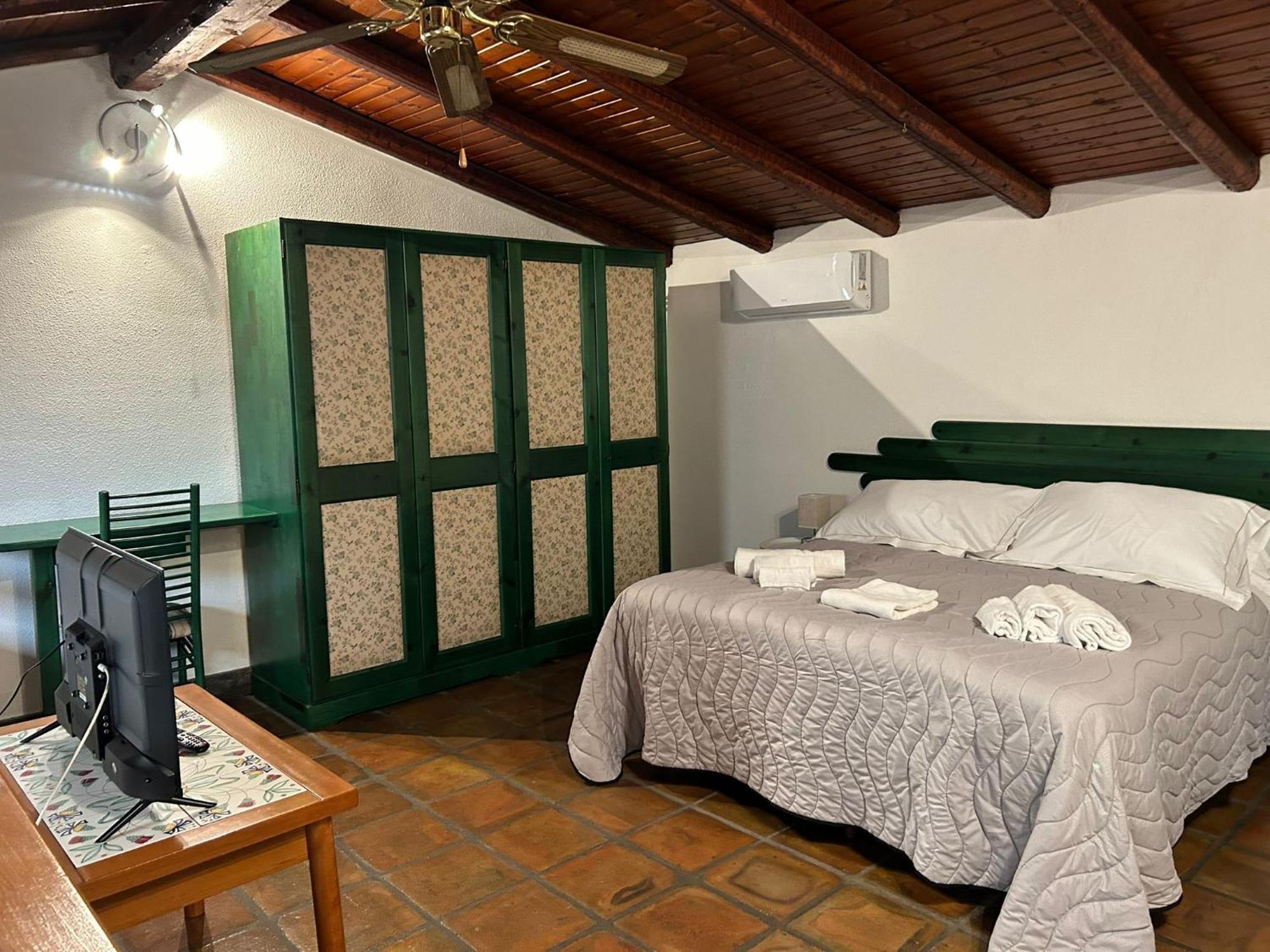 Li Cuti Apartments Catania Exterior photo