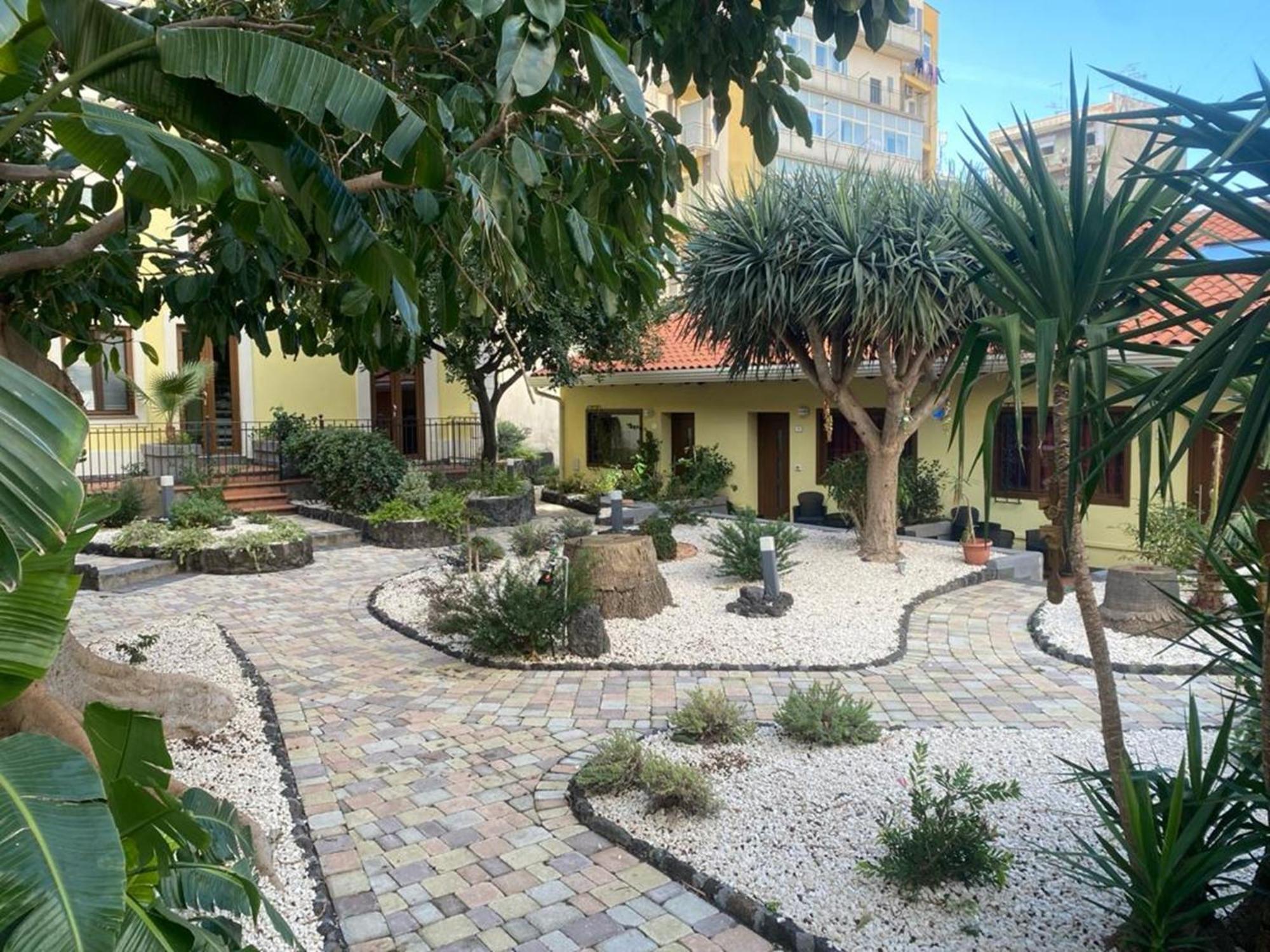Li Cuti Apartments Catania Exterior photo